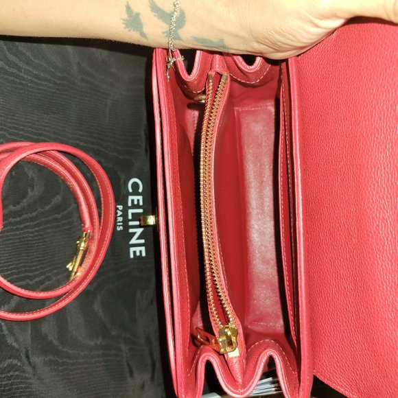 CELINE
Grained Calfskin Small 16 Top
Handle Bag Red - Picture 3 of 4